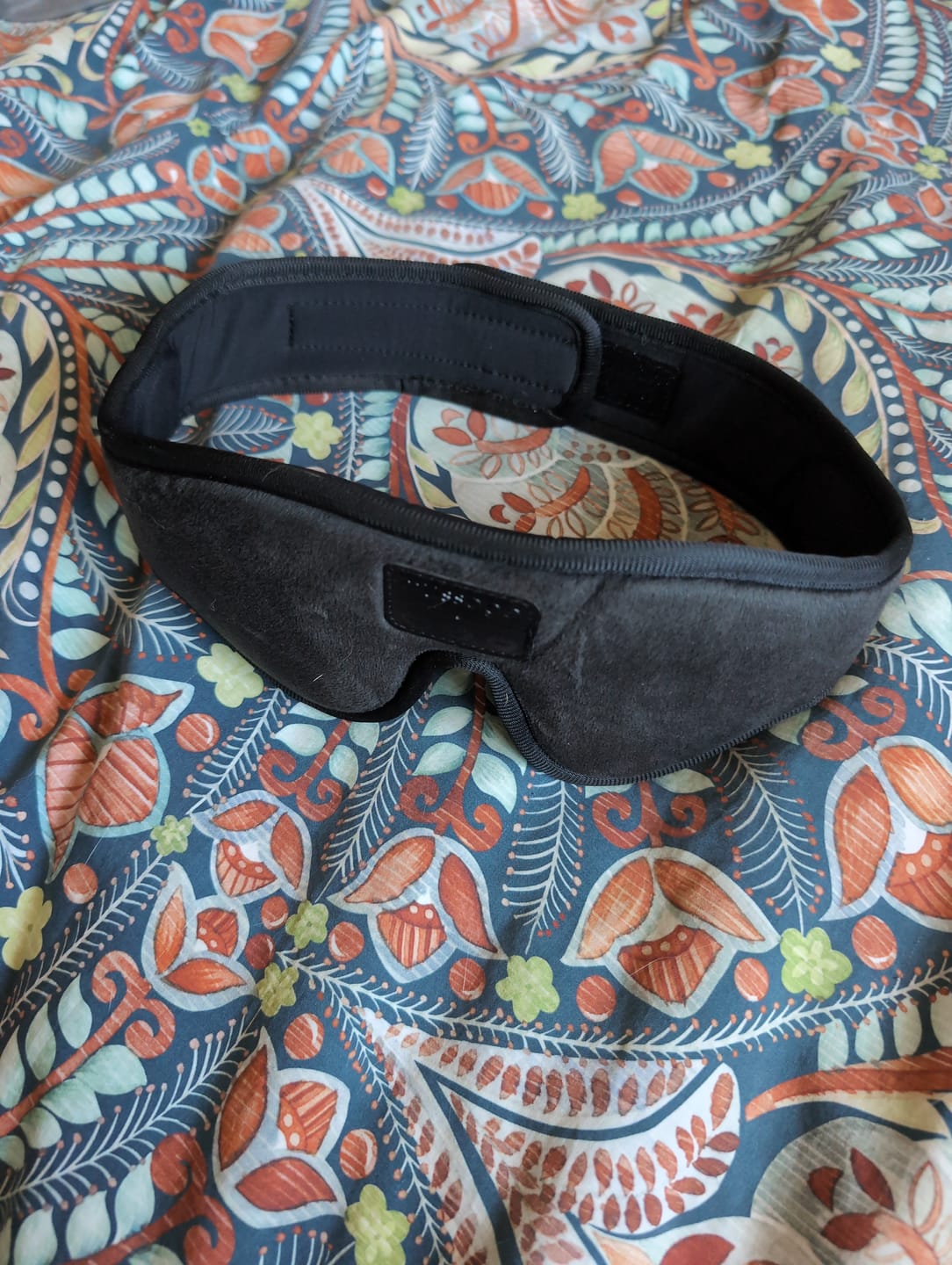 Customer photo review of mussage Sleep Mask With Bluetooth Headphones