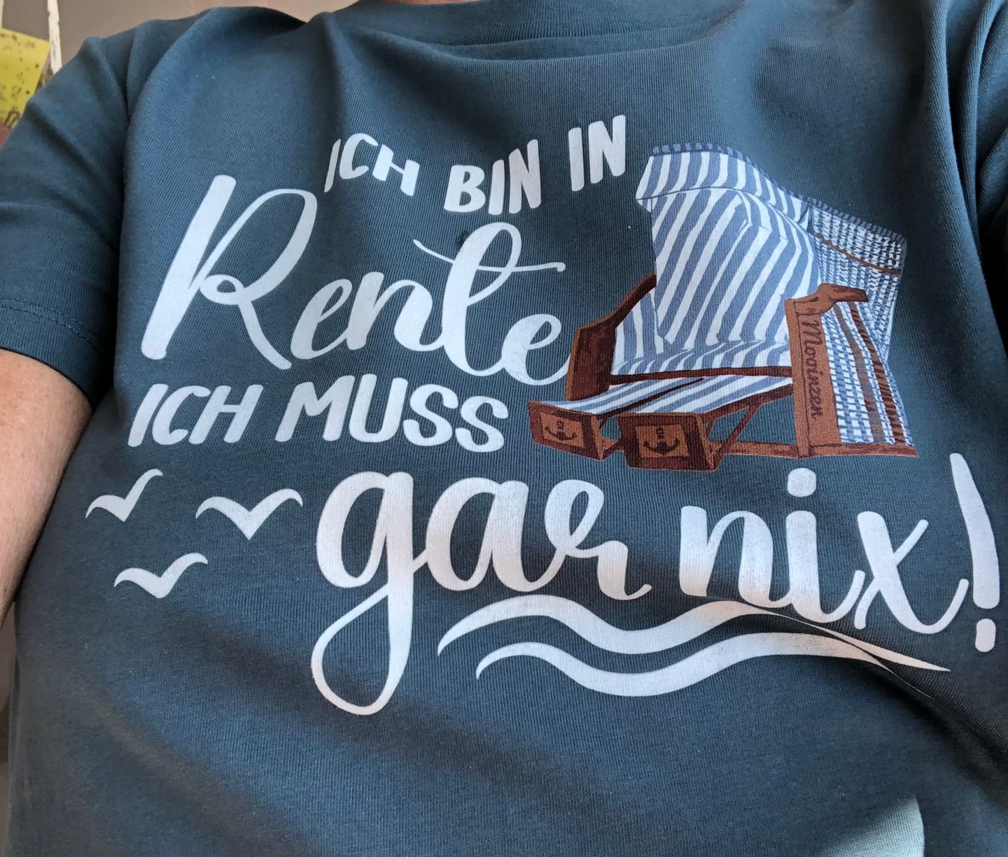 Customer photo review of Ich bin in Rente  · Damen Premium Bio T-Shirt 2.0