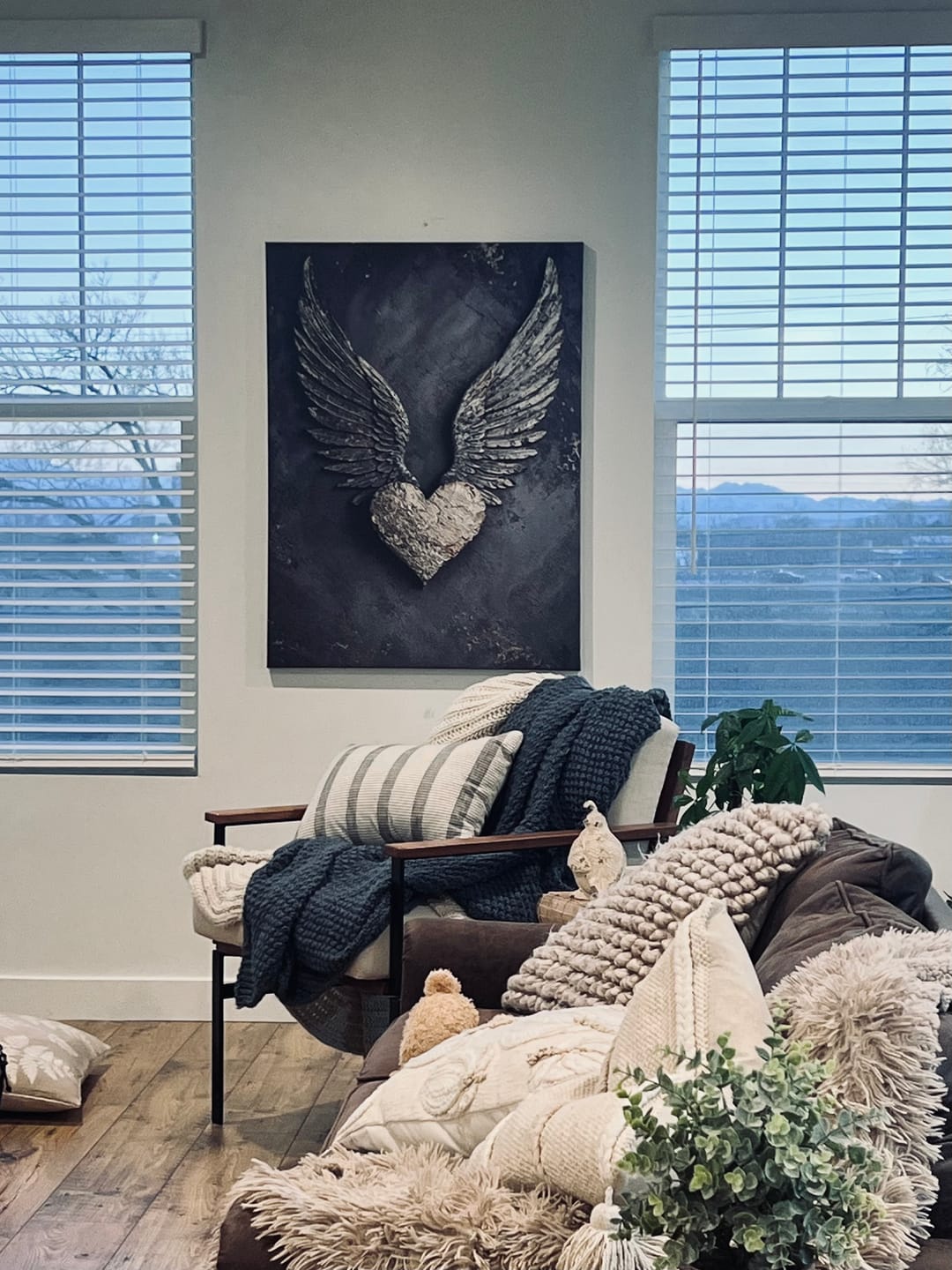 Customer photo review of Wings of Love V5 - Angel Wings Canvas Wall Art