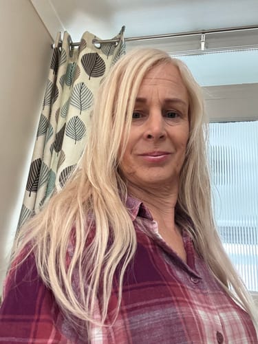 Customer photo review of Remy Human Hair Invisible Wire Extension - Silver Blonde