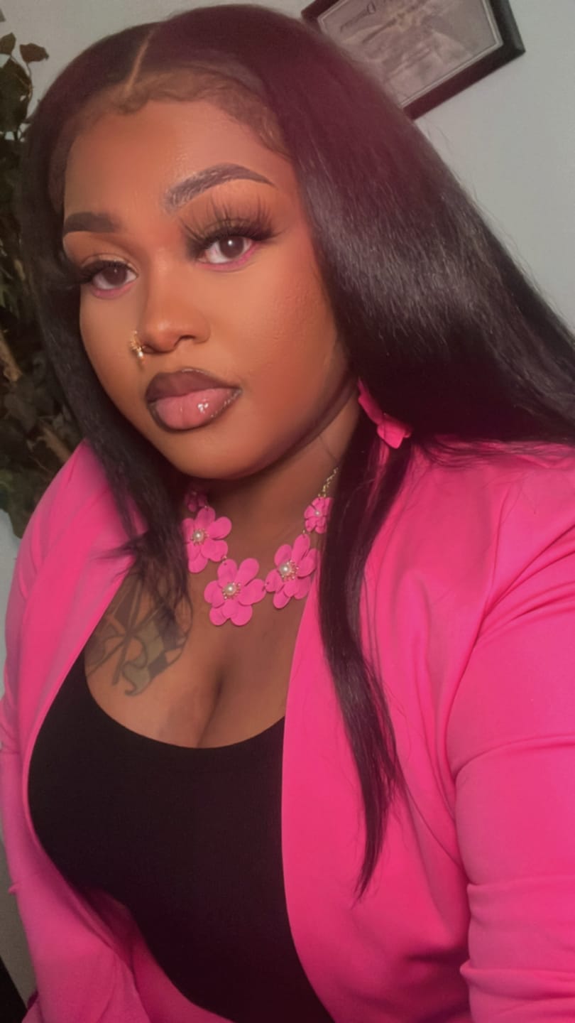 Customer photo review of Sensationnel Curls Kinks Glueless HD 13x6 Lace Front Wig - 13x6 KINKY LAYERED BLOW OUT 22" - Kinky Edges