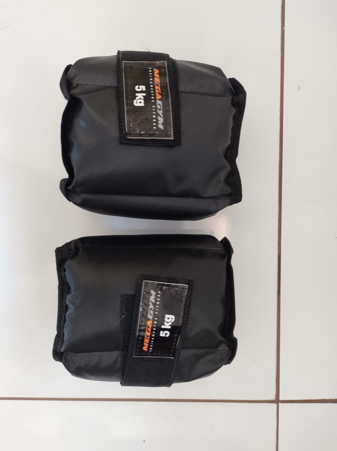 Customer photo review of Caneleiras Tornozeleiras De Peso
