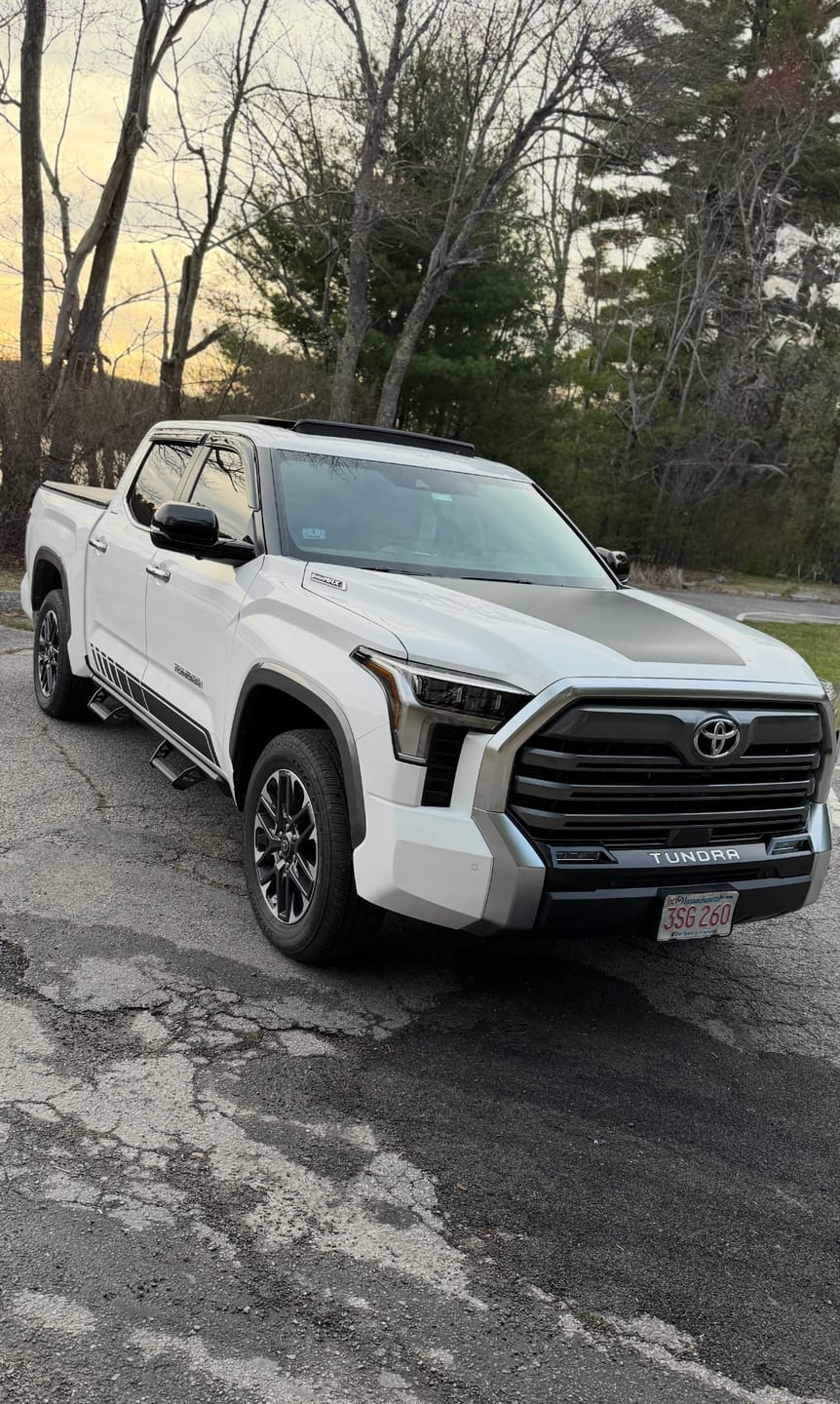 Customer photo review of Hood Graphic | fits Toyota Tundra (2022-2024)