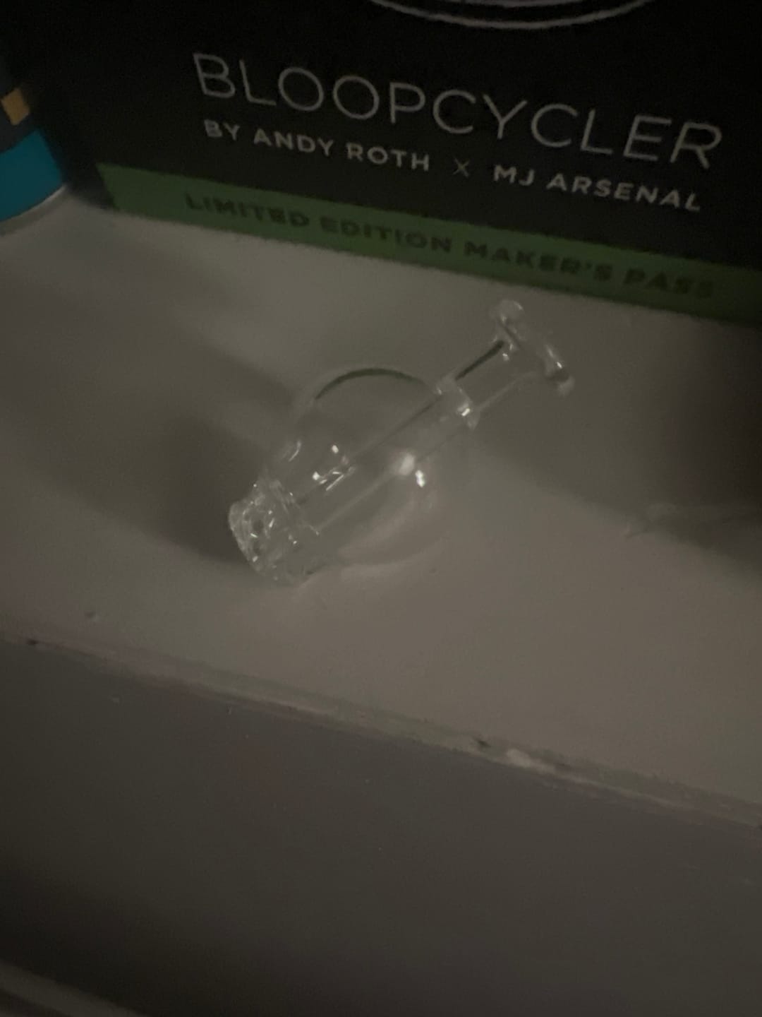 Customer photo review of HONEY HIVE BUBBLE CARB CAP