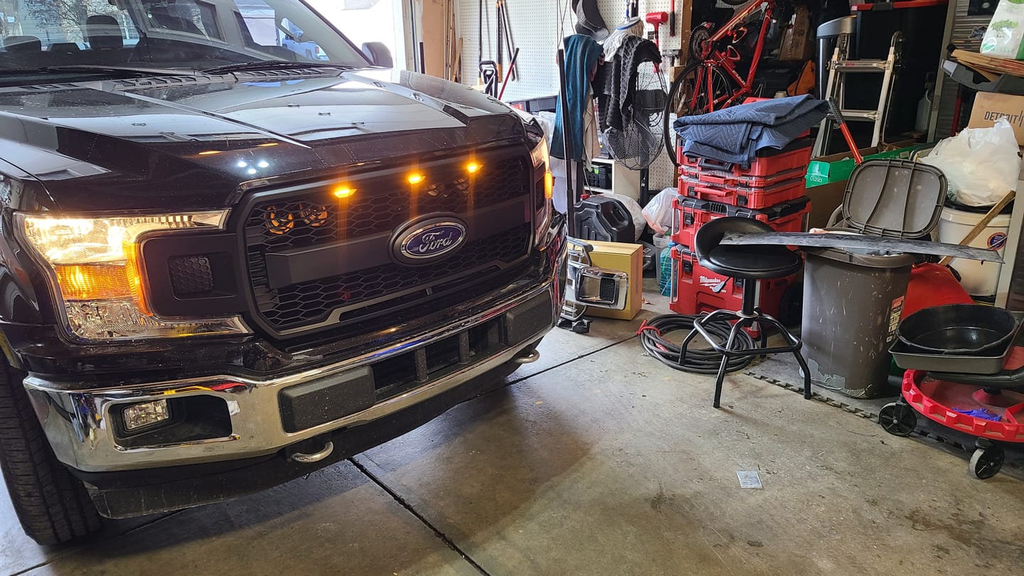 Customer photo review of Raptor Style Mesh Grille W/ Amber Lights & Emblem Base For 2018-2020 Ford F150