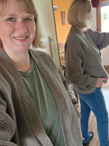 Customer photo review of ReWool Lieblingscardigan