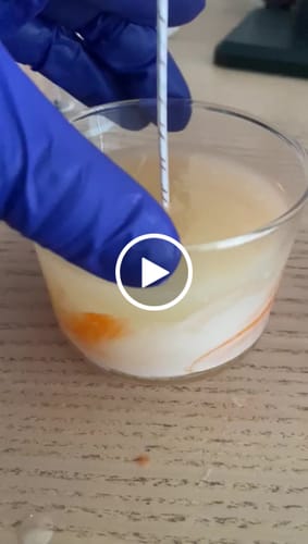 Customer video review of MECHAS PARA VELAS ENCERADAS Y CORTADAS A MEDIDA