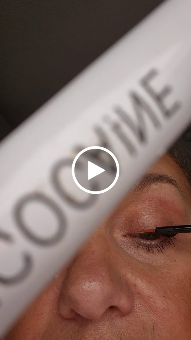 Customer video review of LASHCOCA!NE + LASHCOCA!NE MASCARA