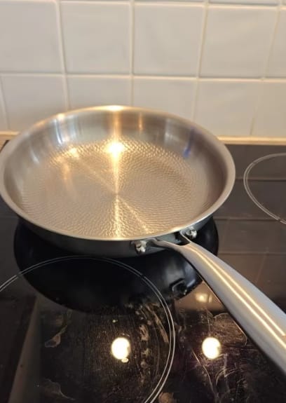 Customer photo review of Chef Solutions™ Titanium Hammered Pan