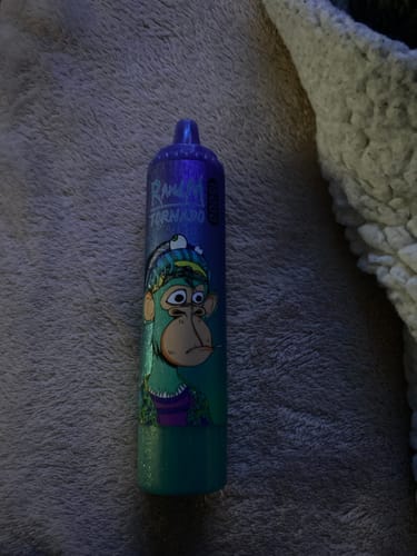 Customer photo review of ORIGINAL RANDM DIGITAL BOX 12000 Vape