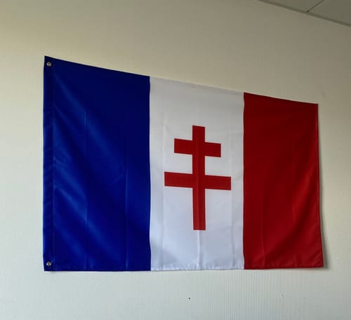 Mélodie C. review of Drapeau - France Libre (Croix de Lorraine) image 1 out of 1