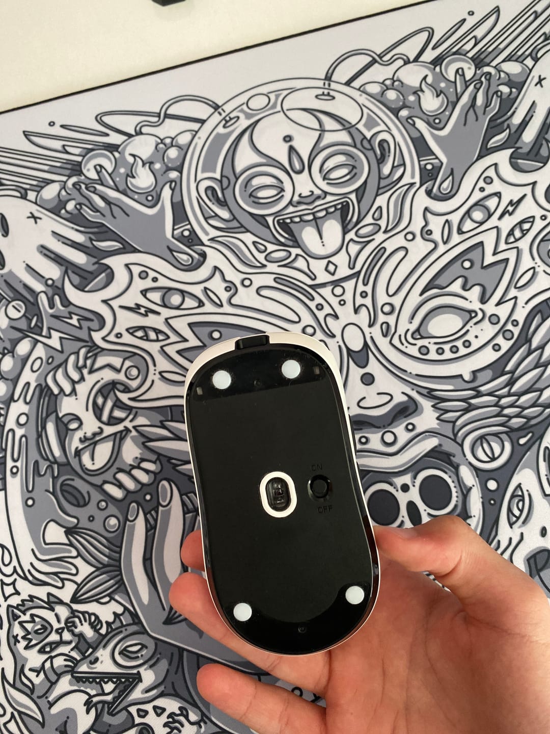Customer photo review of X-Raypad Jade Mouse Skates