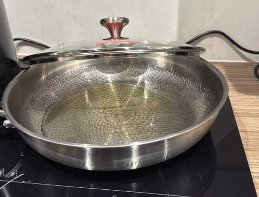 Customer photo review of Chef Solutions™ Titanium Hammered Pan