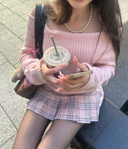 Customer photo review of Girly Plaid Pleated Mini Skirt (Pink)