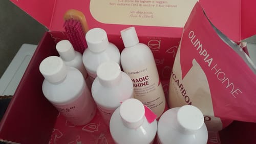 Customer photo review of Magic Wash - Il Detersivo Professionale per un Bucato Perfetto