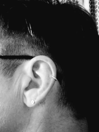 Customer photo review of Les piercings Sara