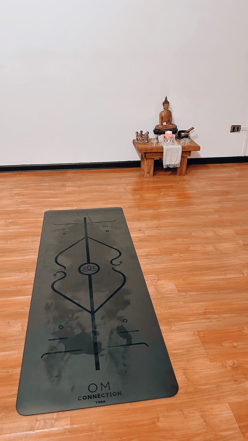 Customer photo review of Mat PU Black