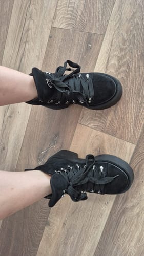 Customer photo review of Botín Negro Mujer 35806