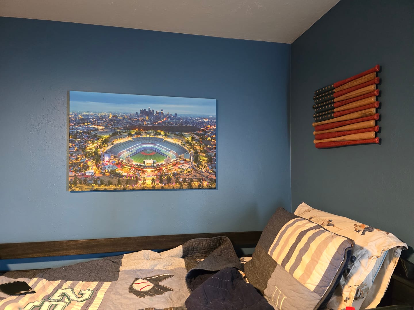 Customer photo review of Los Angeles Dodgers Dodger Stadium Wall Art Canvas Print - MLB Baseball Stadium