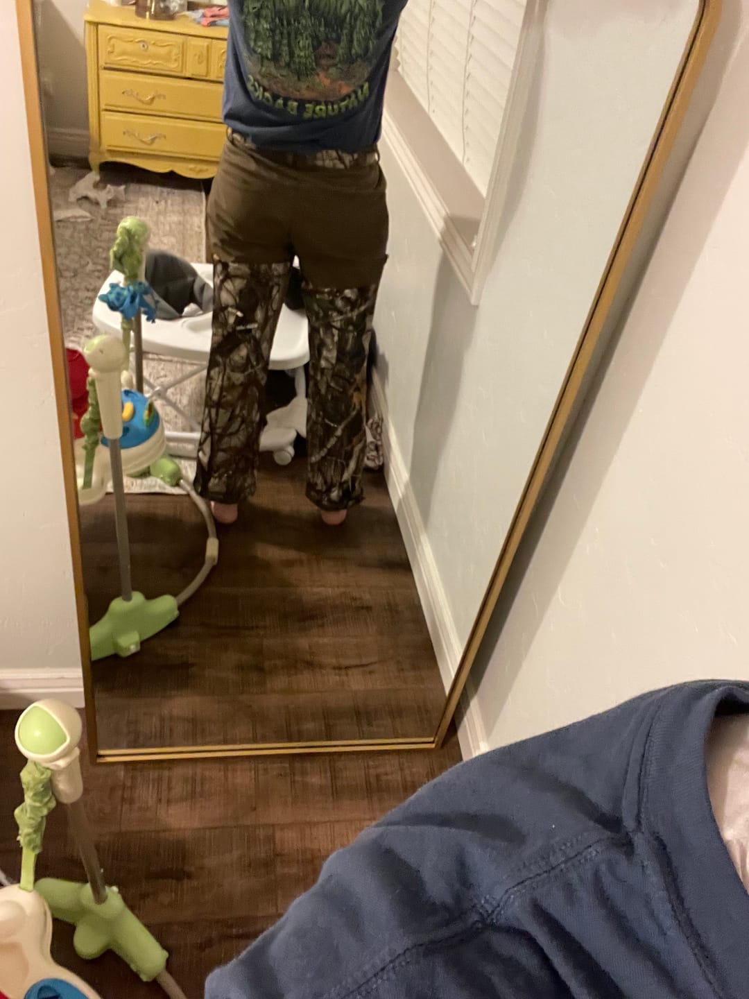 Customer photo review of TideWe Men's Hunting Clothes,Silent Water Resistant Camo Hunting Suits