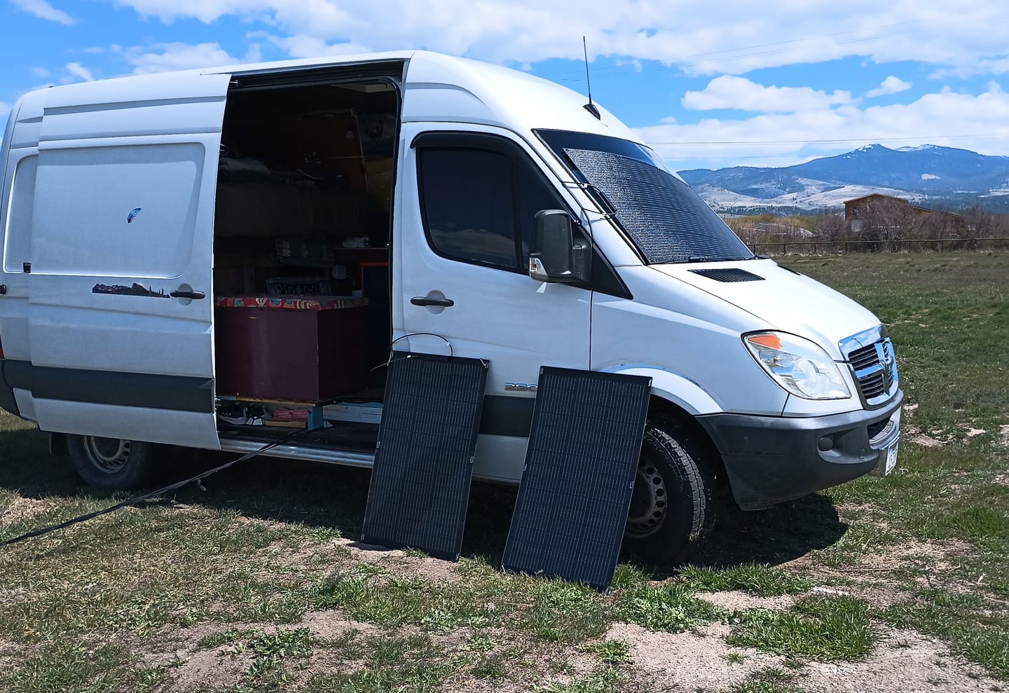 Customer photo review of ALLPOWERS SF100 Monocrystalline Flexible Solar Panel 100W