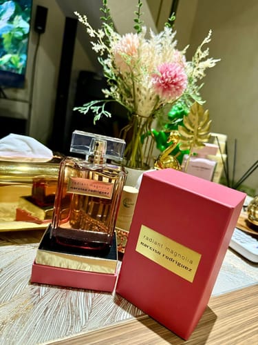 Customer photo review of Narciso Rodriguez Radiant Magnolia EDP Intense 100ml