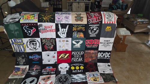 Customer photo review of Project Repat T-Shirt Quilt