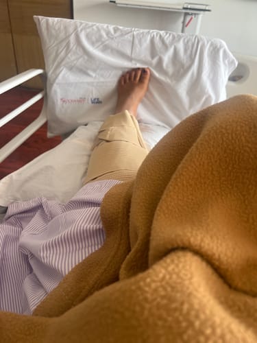 Customer photo review of Knee Brace - Long (19" Brace) | Ideal firm Knee support that limits knee motion & stabilizes the knee with mediolateral metal supports | Color - Beige