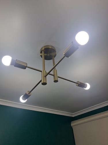 Customer photo review of Lampara Techo Modelo LIMBA Color dorado 4 soquetes