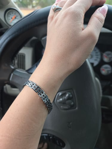 Customer photo review of Milan Bracelet - Silver