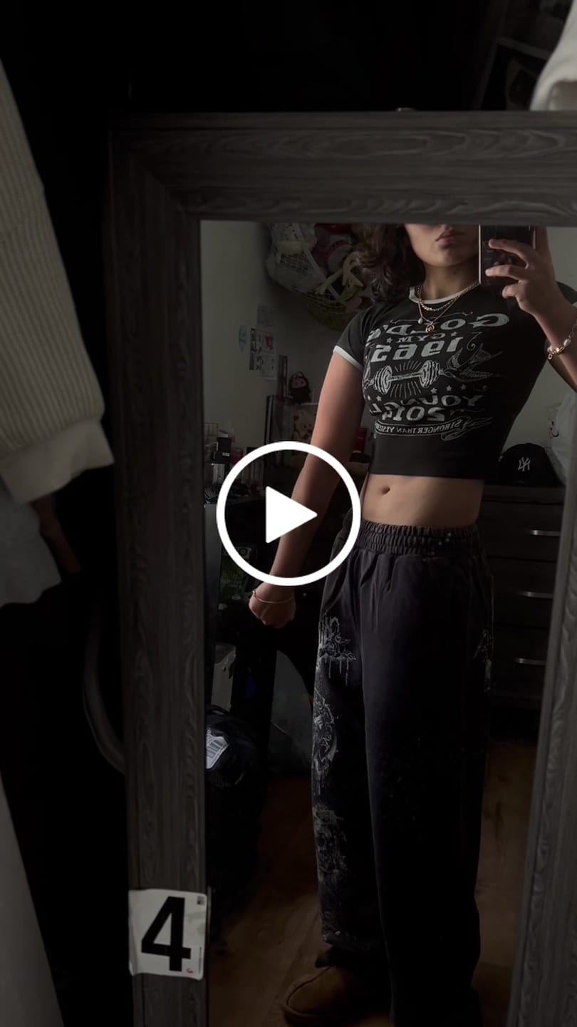 Customer video review of W471 Gold's Gym Ringer Baby Tee