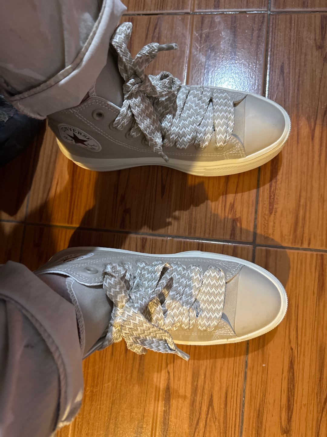 Customer photo review of Zapatillas Converse Chuck Taylor Move Hi Platform Beige