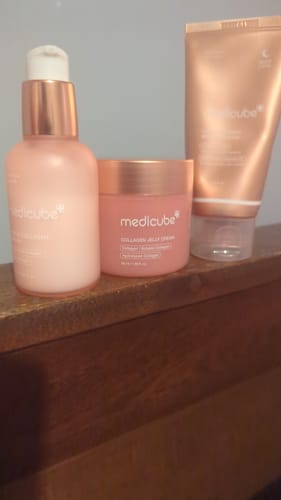 Customer photo review of Medicube Bounce Back Bundle