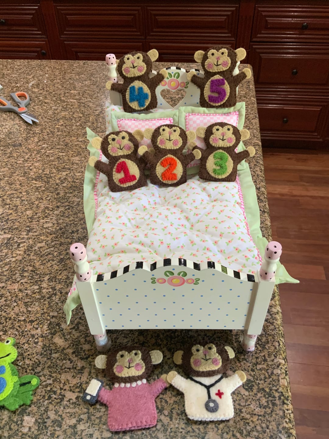 Customer photo review of Five Little Monkeys, Finger Puppet Set