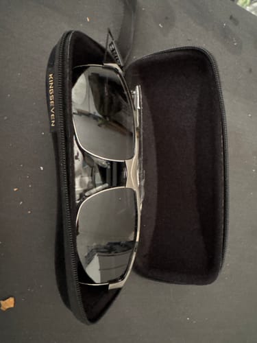 Customer photo review of KINGSEVEN™ - 2024 N7756 Designer Sonnenbrille Polarisierte Gläser Photochrome