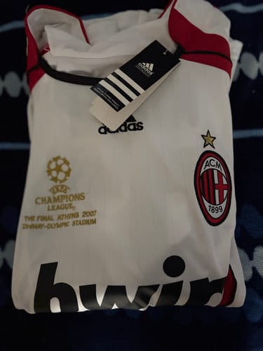 Customer photo review of Milan Kaka Visitante - 06/07