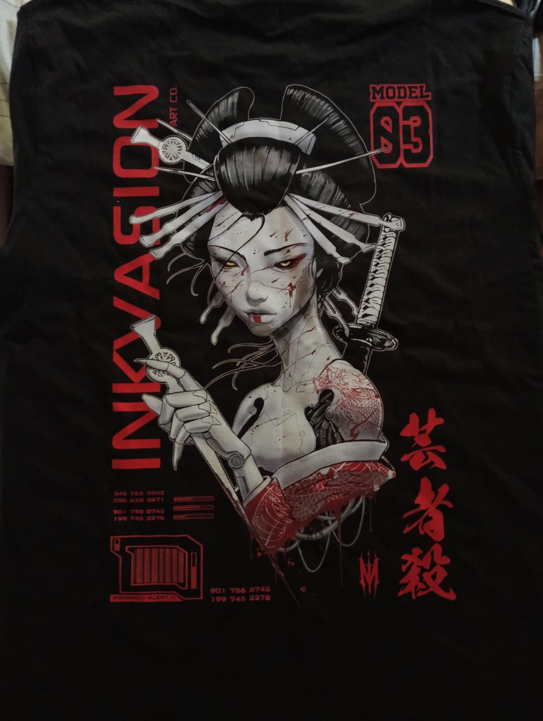 Customer photo review of POLERA BLOODY GEISHA