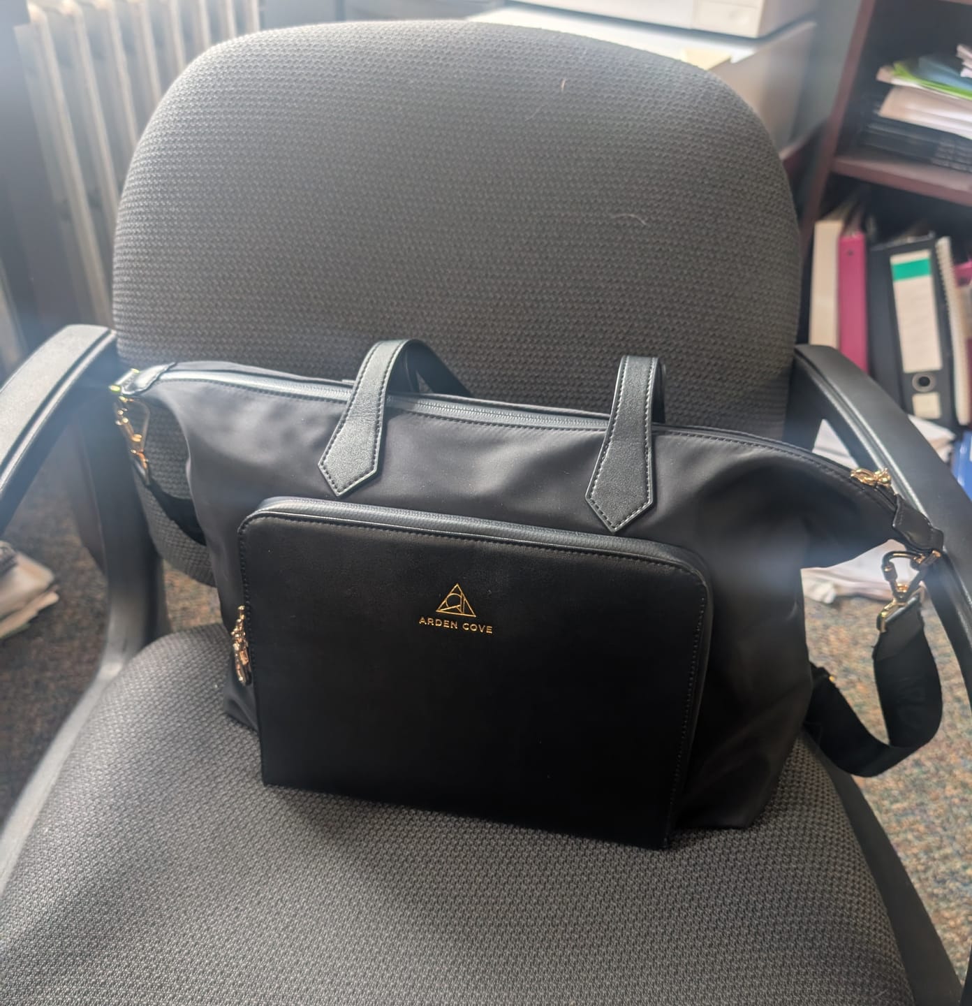 Customer photo review of Victoria Tote