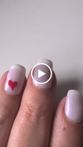 Customer video review of Semilac 218 Pearl Lila UV Gel Polish