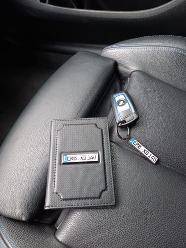 Customer photo review of Kennzeichen Schlüsselanhänger Mini Nummernschild Metall