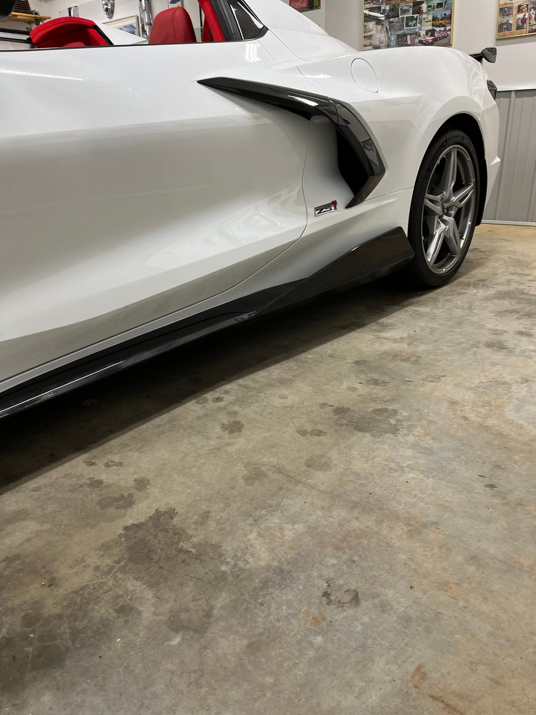 Customer photo review of Corvette C8 5VM Front Splitter (2-Piece Version) & Side Skirts