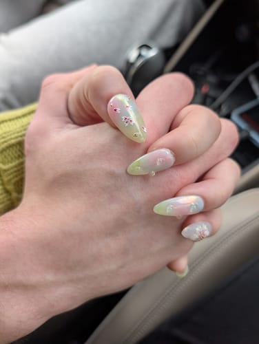 Customer photo review of Petalmist