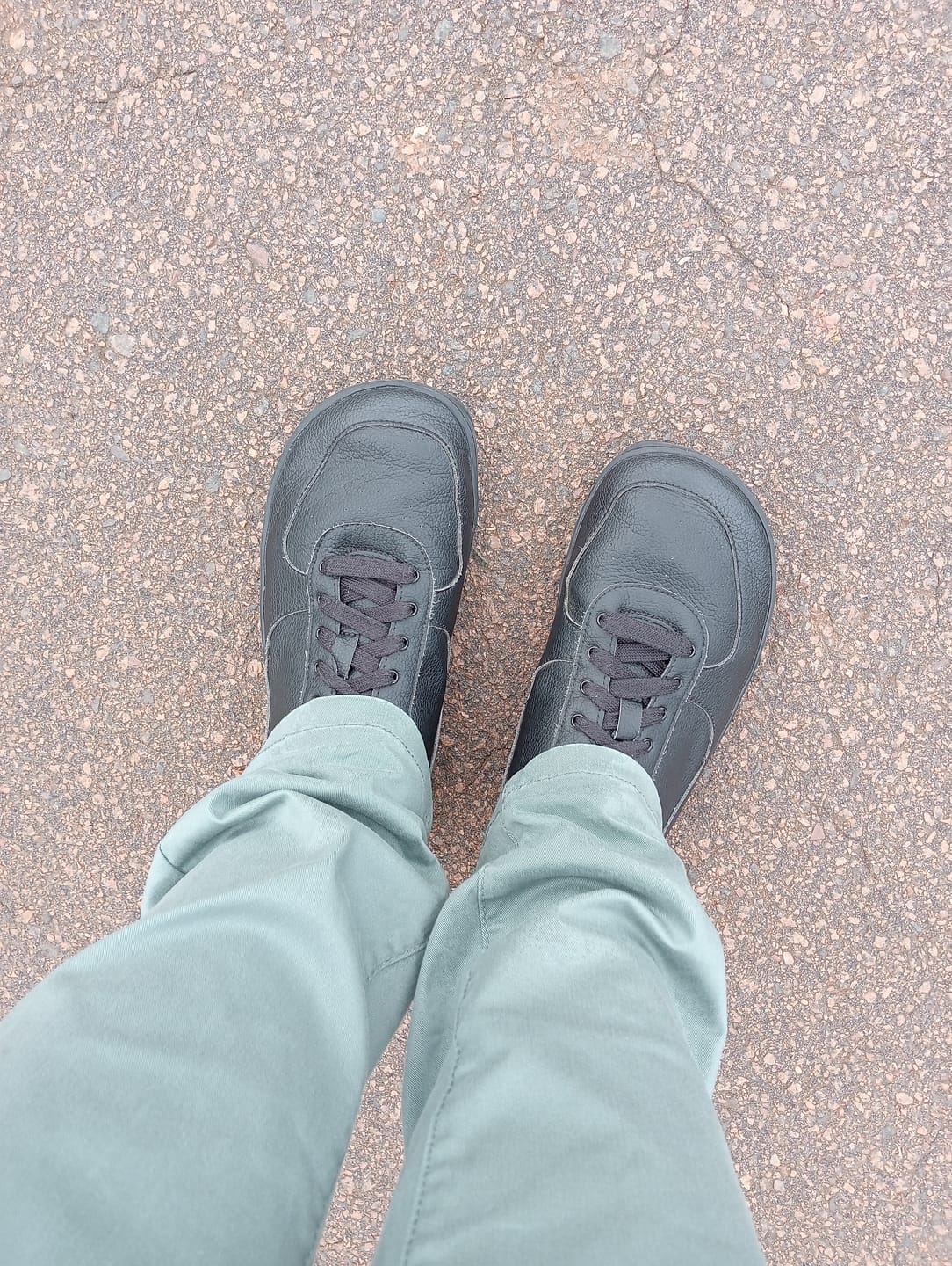 Customer photo review of BLACK LOW - ADULTS