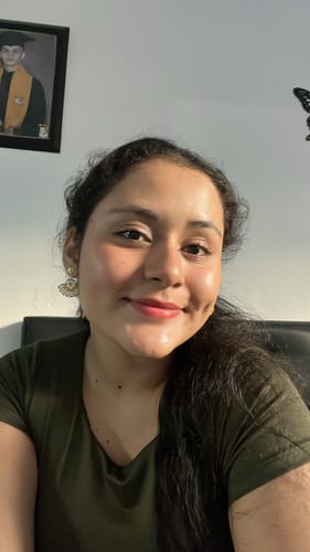 Customer photo review of RUBORES LÍQUIDOS VELVET COLLECTION