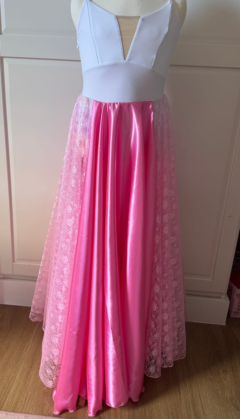 Customer photo review of Premium 100% Polyester Satin 60" Wide - Variations Available