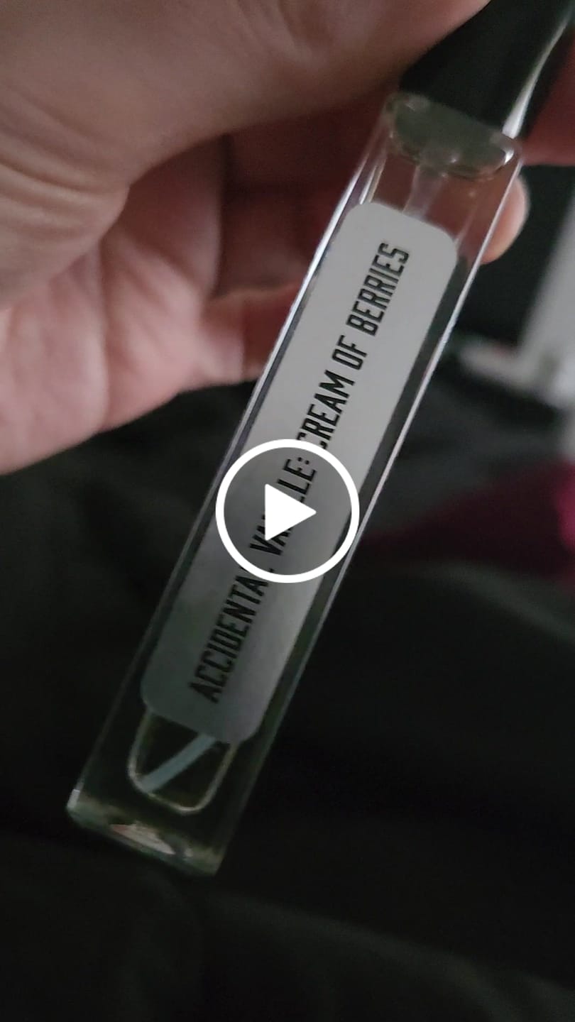 Customer video review of Accidental Vanille: Cream Of Berries