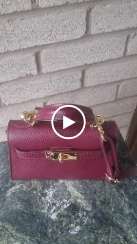 Customer video review of The Kate Bag