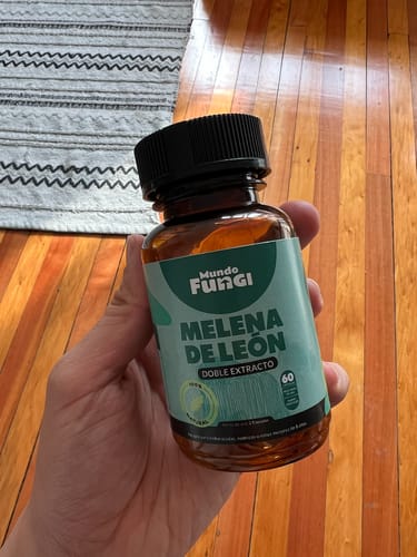 Customer photo review of Melena de León Cápsulas + Gotas - Extracto Ultra Concentrado