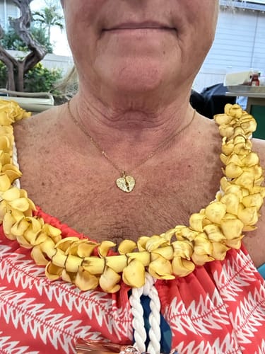 Customer photo review of [Eternal Guardian] Angel Wings Memorial Necklace with Hidden Name