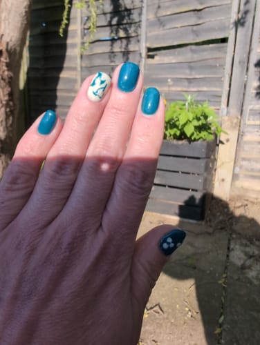 Customer photo review of Gel Polish Macarons, Didier Lab, La Bonbon